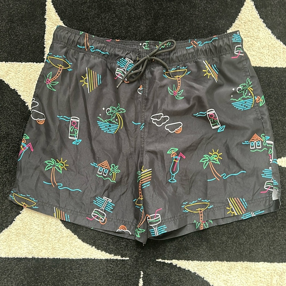 Men’s  swim trunks